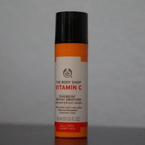 The Body Shop Vitamin C Skin Boost Instant Smoothe